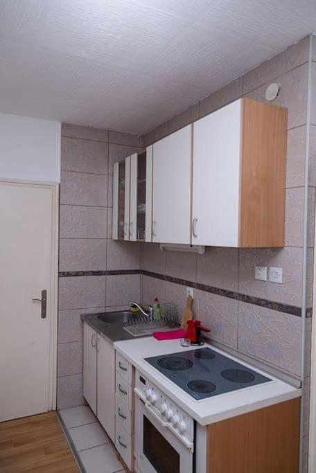 Apartman Panorama Glavna Ulica Uzice Bagian luar foto